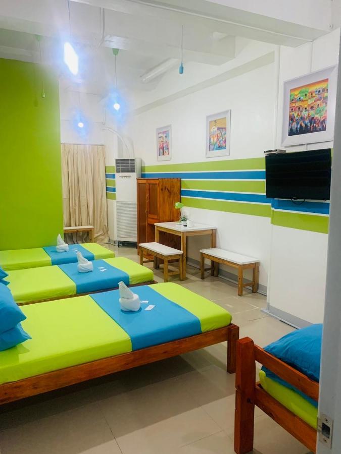 Yuj Inn Pasay Bagian luar foto